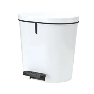 CUBO CON PEDAL 8L.